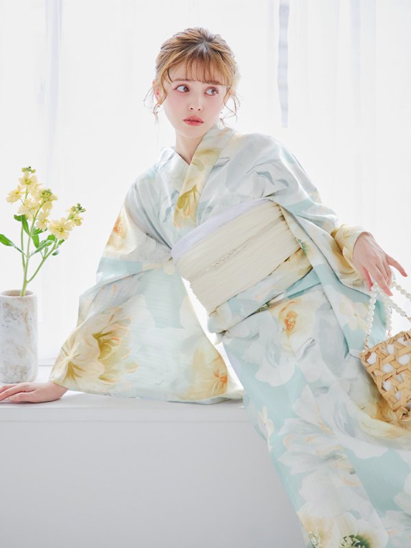 モデル:加藤ナナ 身長160cm 着用サイズ:Fサイズ