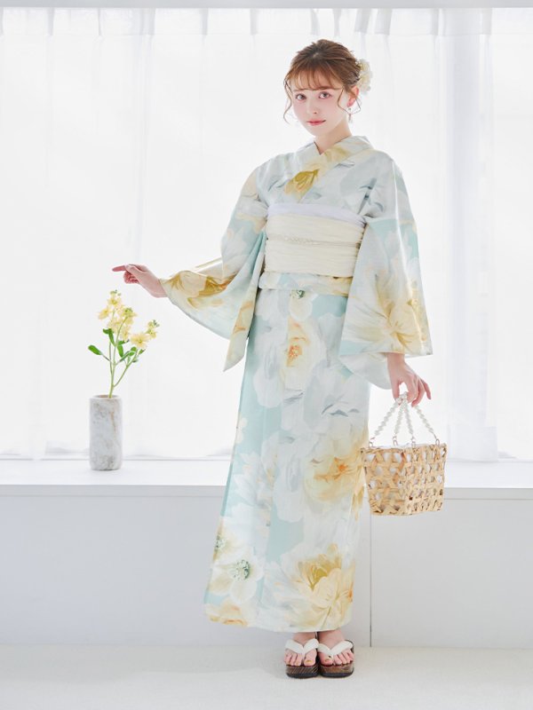 モデル:加藤ナナ 身長160cm 着用サイズ:Fサイズ