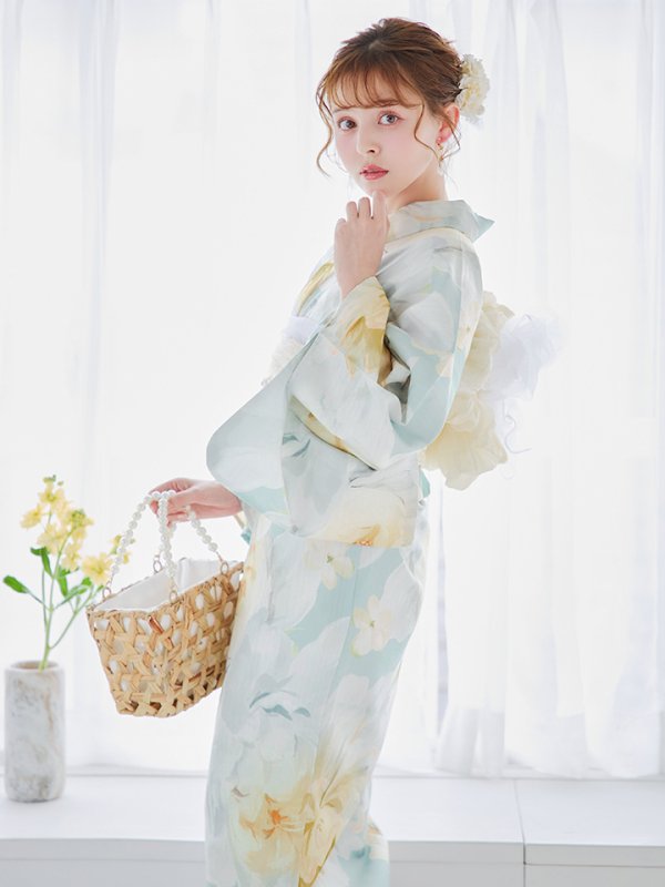 モデル:加藤ナナ 身長160cm 着用サイズ:Fサイズ