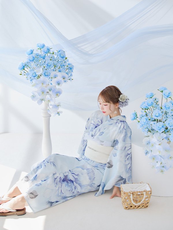 モデル:三上悠亜 身長159cm 着用サイズ:Fサイズ