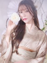 ベージュフラワー浴衣【浴衣３点セット 浴衣/帯/下駄】OBI-siwa-204-wk-8-BE / HIMO-900-yn-8-P / HEKO-800-sb-11-MOC / GETA-01-kj-7-P/ [yo/YMT]