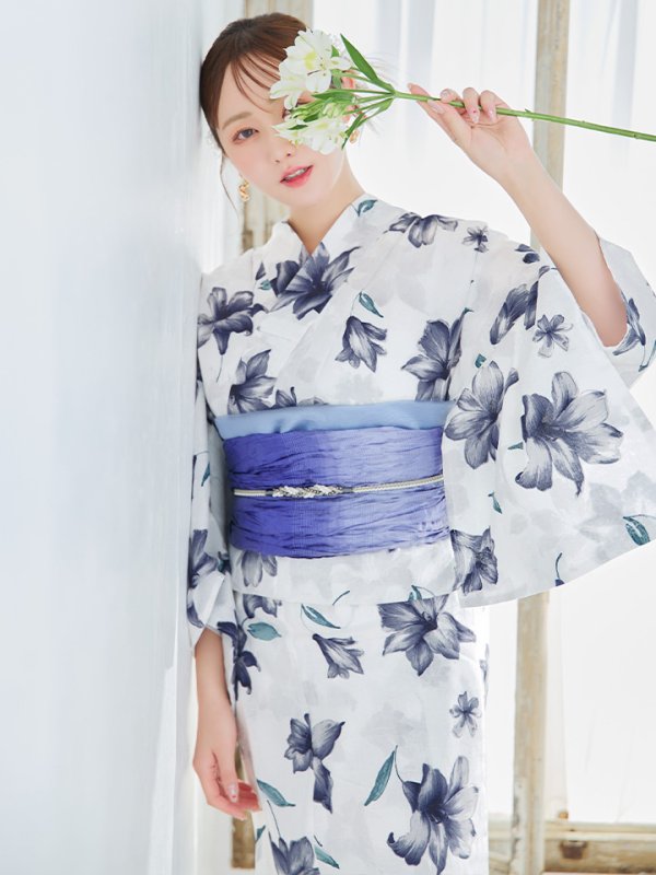 モデル:橋本甜歌 身長:163cm 着用サイズ:Fサイズ