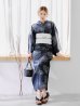 画像14: 線画フラワー紺地浴衣【浴衣３点セット 浴衣/帯/下駄】 OBI-hira-100-ok-15-WxW / HIMO-900-yn-1-B / YA-1072-kn-B / GETA-01-kj-1-B/ [y/OF01]