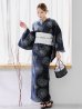 画像3: 線画フラワー紺地浴衣【浴衣３点セット 浴衣/帯/下駄】 OBI-hira-100-ok-15-WxW / HIMO-900-yn-1-B / YA-1072-kn-B / GETA-01-kj-1-B/ [y/OF01]