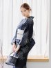 画像6: 線画フラワー紺地浴衣【浴衣３点セット 浴衣/帯/下駄】 OBI-hira-100-ok-15-WxW / HIMO-900-yn-1-B / YA-1072-kn-B / GETA-01-kj-1-B/ [y/OF01]