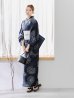 画像7: 線画フラワー紺地浴衣【浴衣３点セット 浴衣/帯/下駄】 OBI-hira-100-ok-15-WxW / HIMO-900-yn-1-B / YA-1072-kn-B / GETA-01-kj-1-B/ [y/OF01]