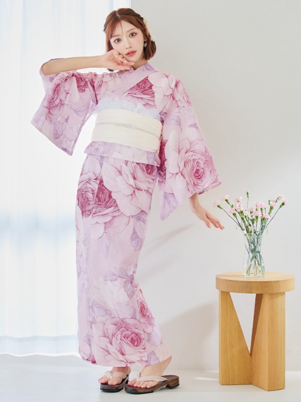 モデル：明日花キララ　身長：162cm　着用サイズ：Fサイズ