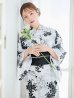 画像1: 【予約 /5月中旬発送予定】ホワイトブラック桜柄浴衣 OBI-siwa-204-wk-1-B / HIMO-900-yn-1-B / YA-73-kn-GY / GETA-01-kj-1-B/ [o/OF01] (1)