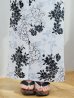画像15: 【予約 /5月中旬発送予定】ホワイトブラック桜柄浴衣 OBI-siwa-204-wk-1-B / HIMO-900-yn-1-B / YA-73-kn-GY / GETA-01-kj-1-B/ [o/OF01]