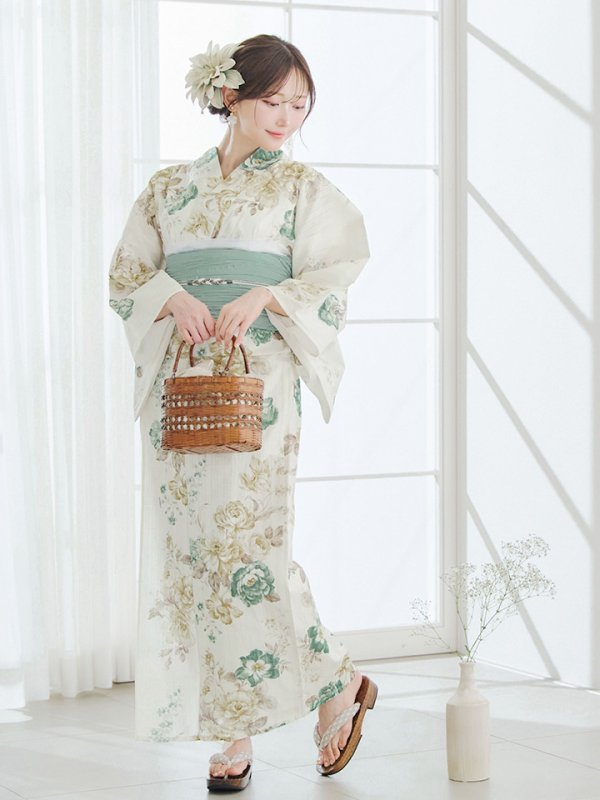 モデル：菅野結以 身長：163cm