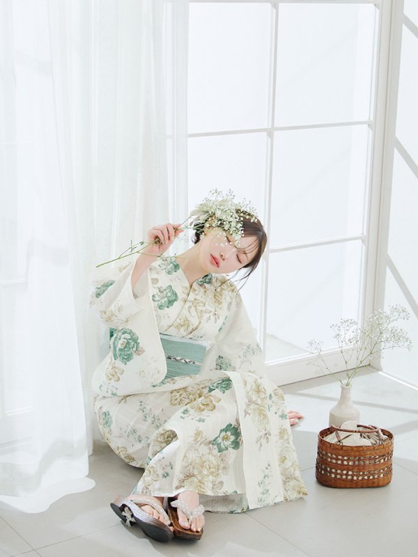 モデル：菅野結以 身長：163cm