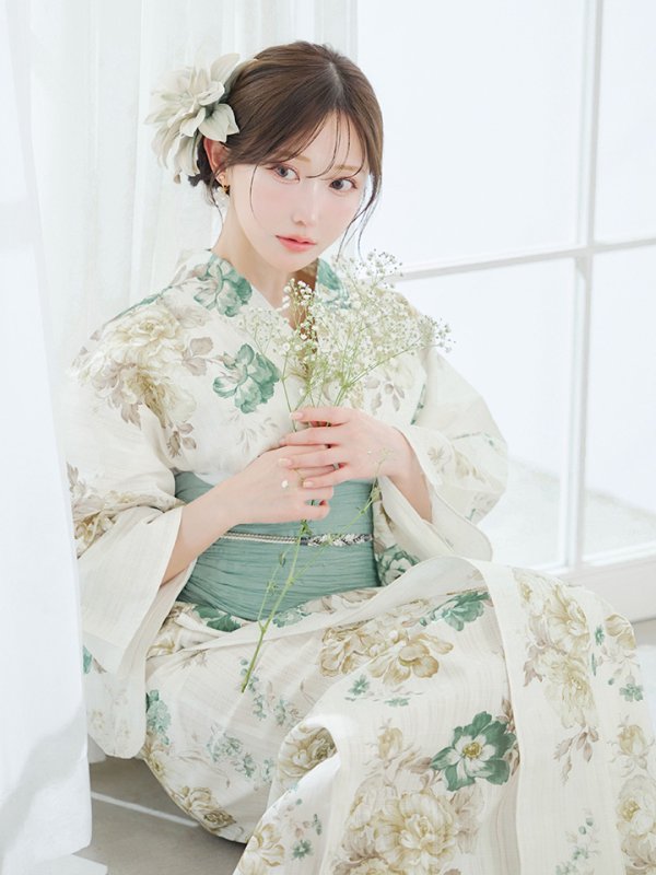 モデル：菅野結以 身長：163cm