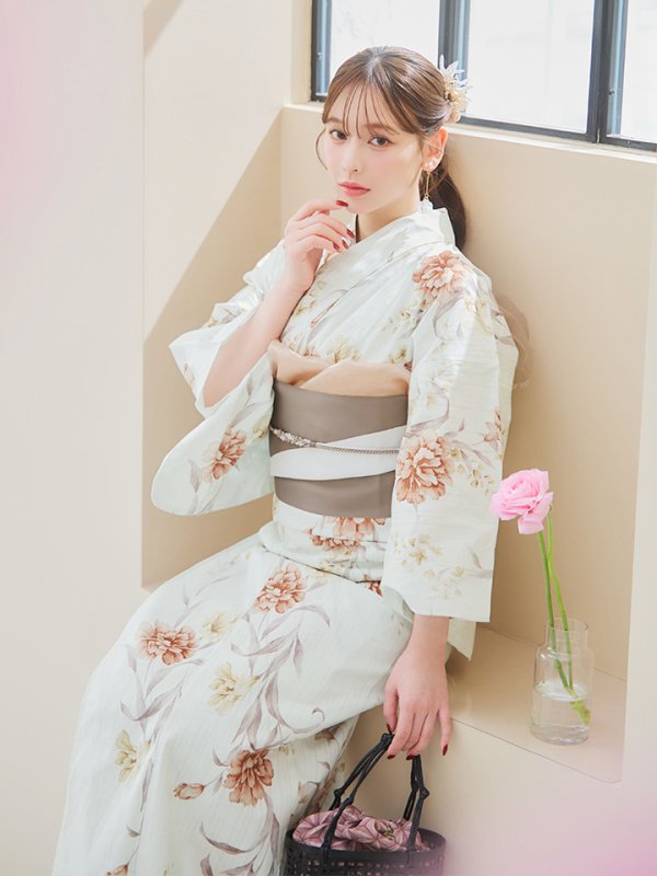 モデル:kie 身長:158cm 着用サイズ:Fサイズ