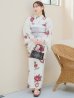 画像3: 白紅椿柄浴衣【浴衣３点セット 浴衣/帯/下駄】OBI-g-500-kj-7-GYGE / HIMO-902-kj-5-RosePK / HEKO-800-sb-5-W / YA-1002-kj-R / GETA-02-ok-7-R / [YMT]