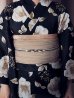 画像16: 【予約 / 5月下旬発送予定】ピオニーブラック花柄浴衣 OBI-siwa-202-ok-2-PBE / HIMO-900-yn-1-B / HEKO-800-sb-11-MOC / YA-1066-kj-IV / GETA-02-ok-4-MOC/ [yo/OF01]