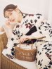 画像1: 【予約 / 5月下旬発送予定】水彩和モダン花柄浴衣 OBI-siwa-204-wk-1-B / HIMO-900-yn-4-GYxGY / YA-1026-kn-R / GETA-02-ok-8-RoseP/ [yo/OF01] (1)