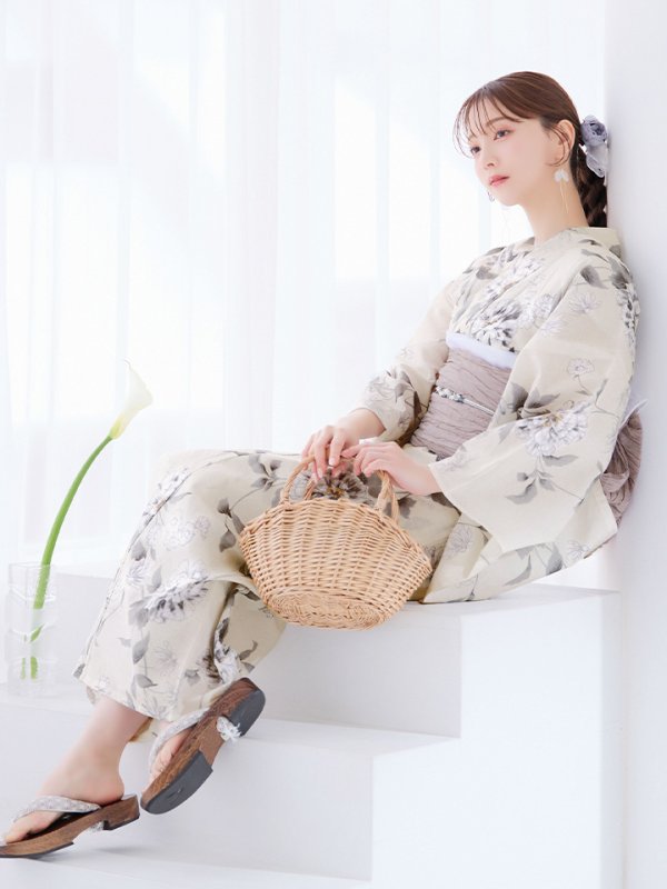 モデル：麻亜里　身長：160cm　着用サイズ：Fサイズ