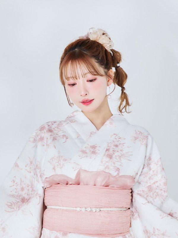 モデル：三上悠亜　身長159cm　着用サイズ：Fサイズ