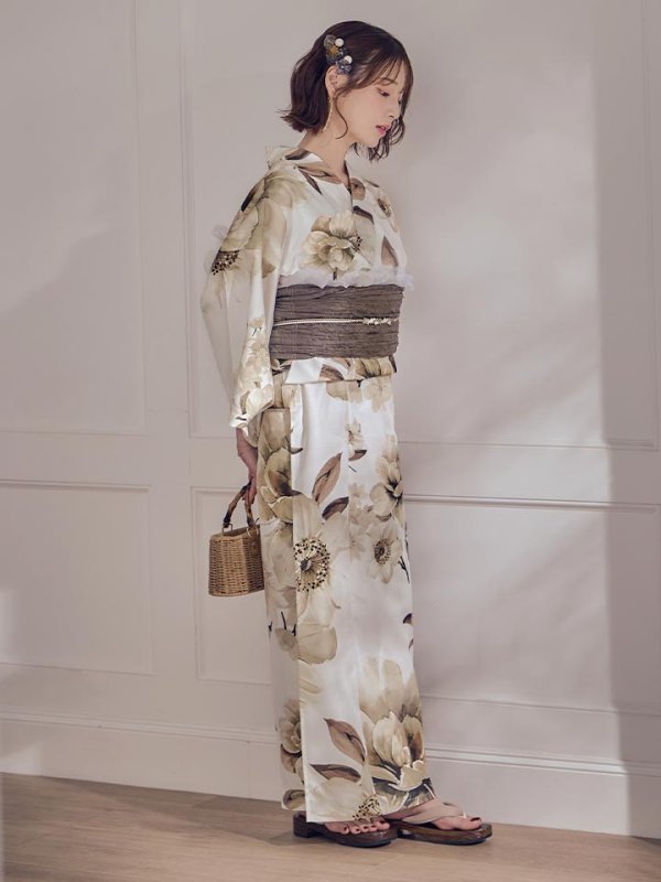 モデル：天海りこ　身長：156cm