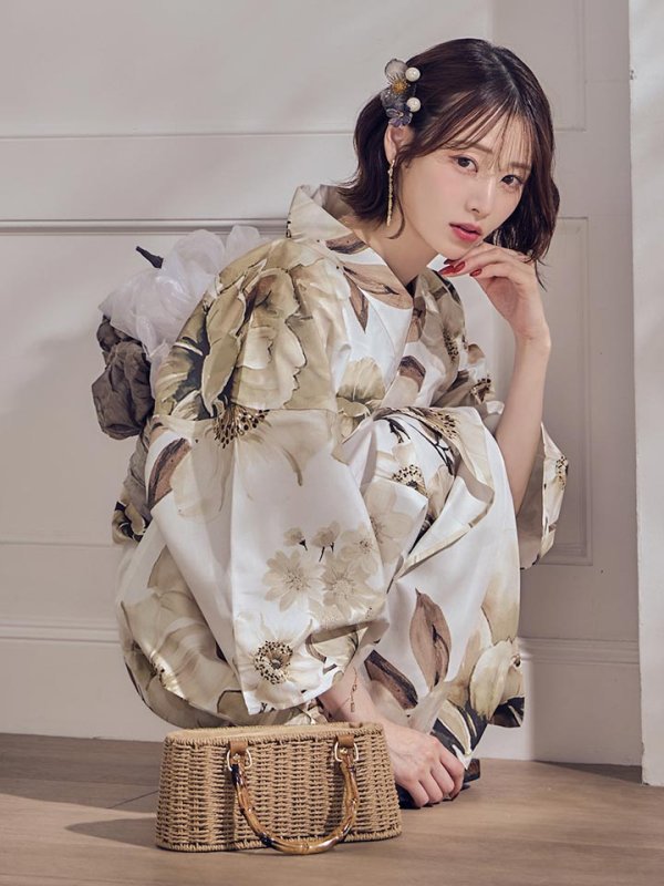 モデル：天海りこ　身長：156cm