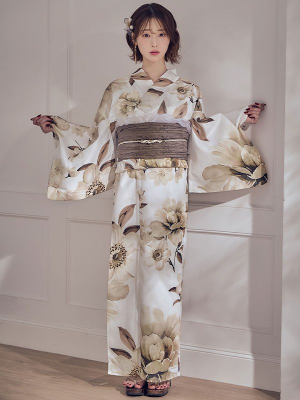 モデル：天海りこ　身長：156cm