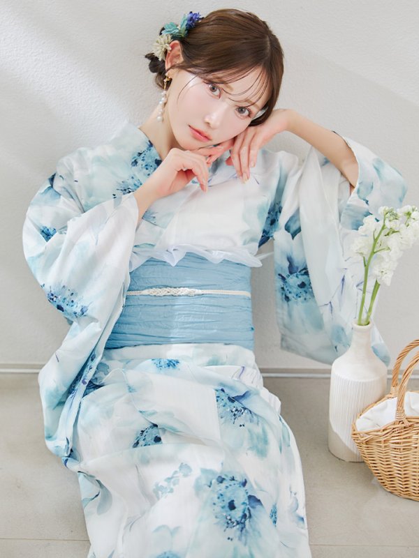 モデル：菅野結以　身長：163cm　着用サイズ：Fサイズ