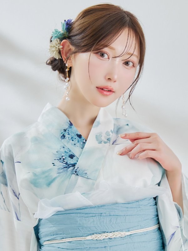 モデル：菅野結以　身長：163cm　着用サイズ：Fサイズ