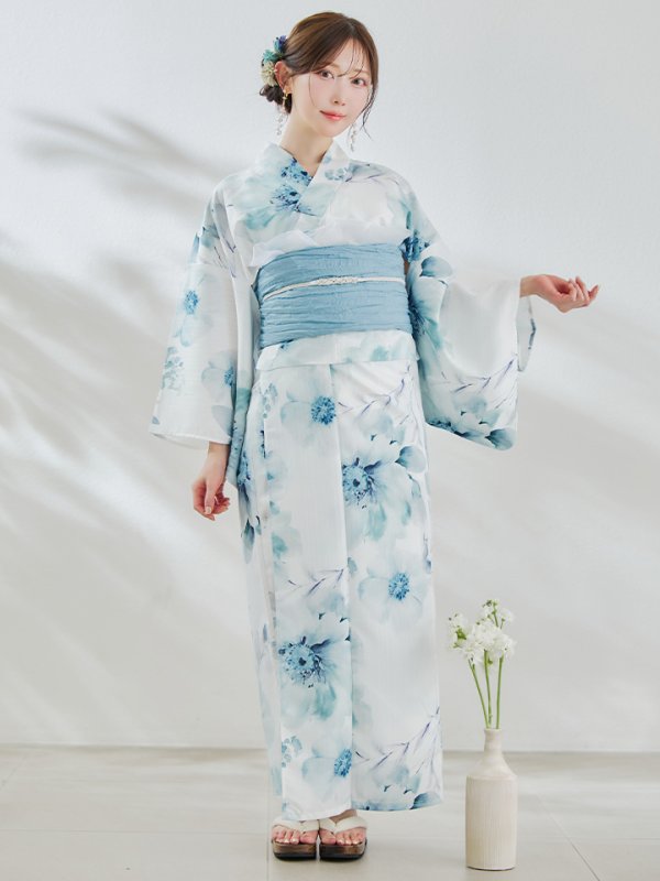 モデル：菅野結以　身長：163cm　着用サイズ：Fサイズ