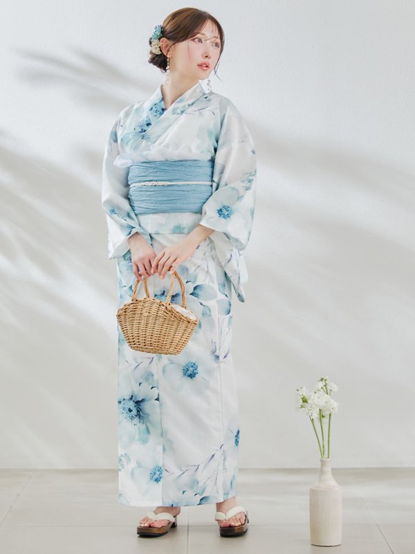 モデル：菅野結以　身長：163cm　着用サイズ：Fサイズ