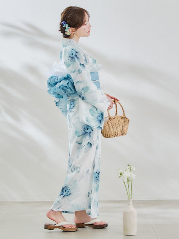 モデル：菅野結以　身長：163cm　着用サイズ：Fサイズ