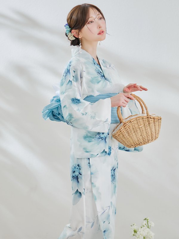 モデル：菅野結以　身長：163cm　着用サイズ：Fサイズ