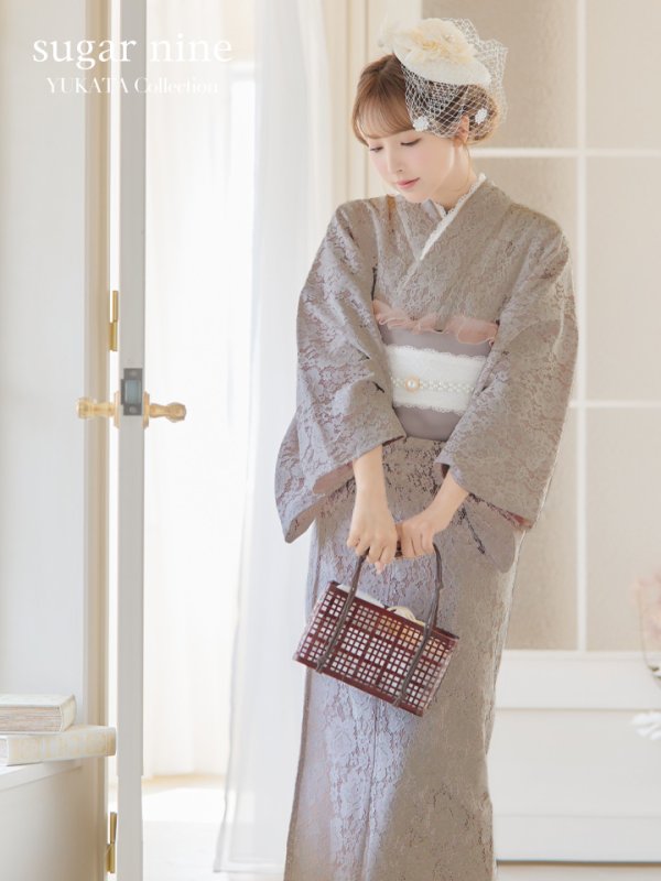画像1: 【浴衣セール】【浴衣】ベージュ×フラワーレース浴衣（OBI-hira-100-ok-1-BE/ HIMO-900-yn-8-Pearl/ HEKO-800-sb-3-BR/ GETA-02-ok-2-IV）[YMT]