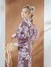 画像9: 【浴衣セール】【即日発送】エンジ×椿ニュアンス浴衣 OBI-siwa-200-kj-11-Rose / HIMO-900-yn-4-GYxGY / HEKO-800-sb-5-WH / YA-1029-wk-MVPL / GETA-02-ok-7-R / [YMT]
