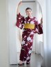 画像4: 【即日発送】【浴衣】エンジ×モダンハイビスカス浴衣  OBI-siwa-202-ok-14-MUS / HIMO-900-yn-7-MOC / YA-952-kn-W / YA-1081-kj-P / GETA-02-ok-7-R [YMT]