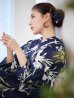画像11: 【即日発送】ネイビー地x百合柄浴衣 OBI-siwa-202-ok-6-W / HIMO-900-yn-4-GYxGY / YA-948-kj-NV / HEKO-800-sb-5-W / GETA-02-ok-2-IV [YMT]