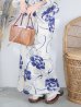 画像7: 【予約商品/5月中旬発送予定】水彩椿の綺麗系浴衣 OBI-siwa-200-kj-12-DKBL / HIMO-900-yn-4-GYxGY / YA-947-kj-BL / HEKO-800-sb-5-W / GETA-02-ok-3-LBL /yo  [YMT]
