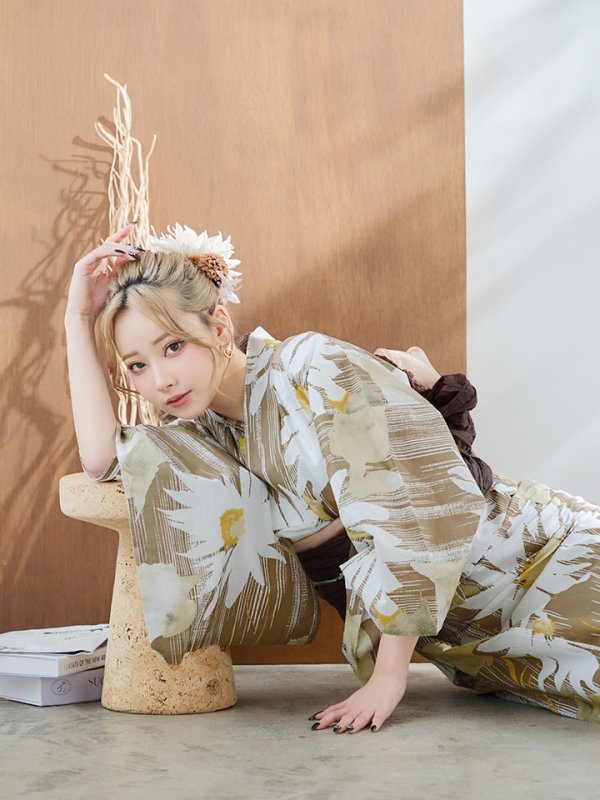 画像16: 【浴衣セール！】【即日発送】大人グリーンベージュフラワー浴衣【浴衣３点セット 浴衣/帯/下駄】[YMT]