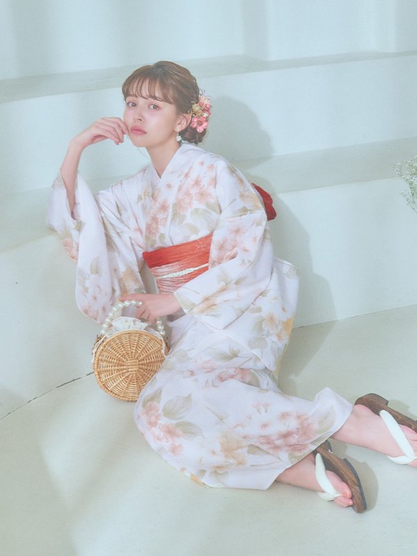 画像1: 【即日発送！】クリームイエロー×オレンジ紫陽花浴衣 OBI-g-500-kj-4-OR / HIMO-900-yn-5-IV / HEKO-800-sb-5-WH / YA-1027-wk-P / GETA-02-ok-2-IV / [YMT]