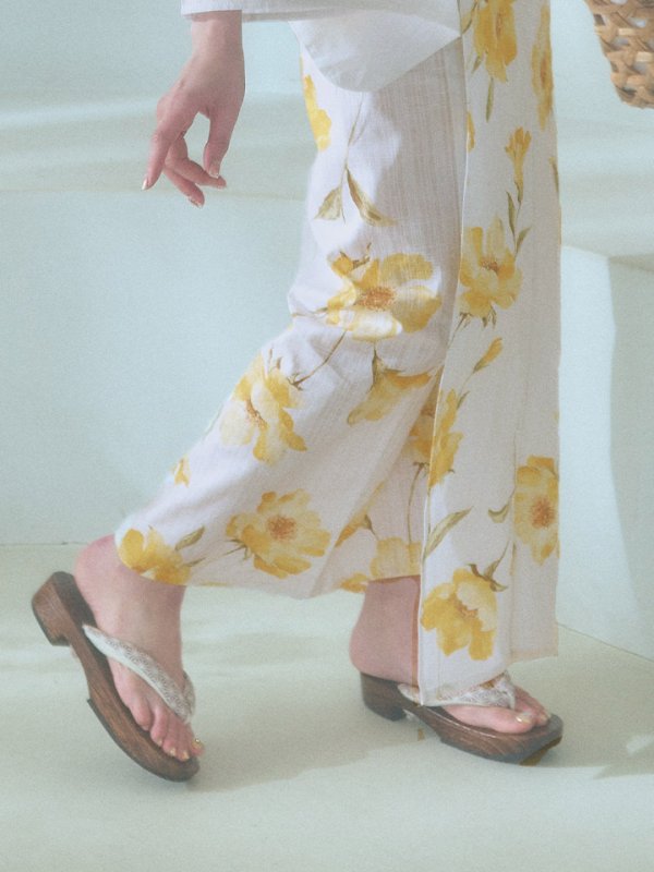 画像23: 【即日発送】白地にイエローの水彩花柄浴衣【浴衣３点セット 浴衣/帯/下駄】[YMT]