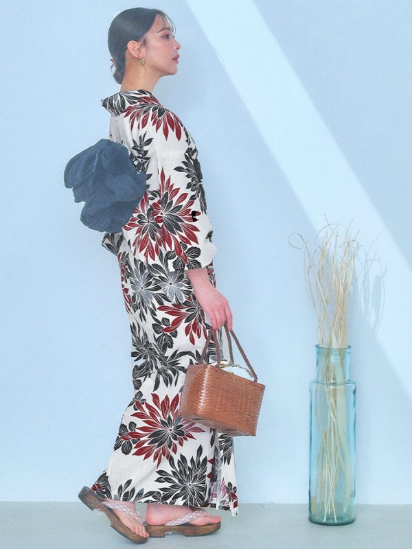 画像14: 【即日発送】ネイビー＆レッドフラワーモダン浴衣【浴衣３点セット 浴衣/帯/下駄】[YMT]