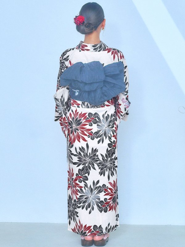 画像15: 【即日発送】ネイビー＆レッドフラワーモダン浴衣【浴衣３点セット 浴衣/帯/下駄】[YMT]