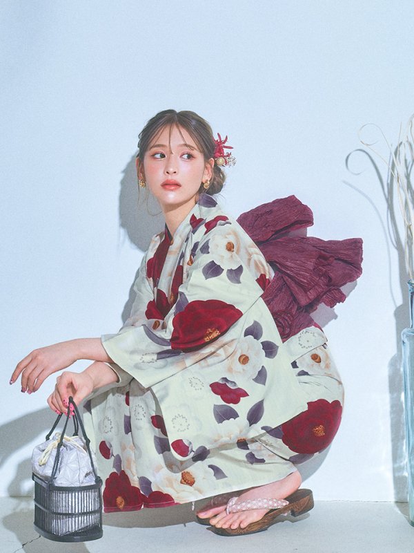 画像8: 【即日発送】ホワイト＆レッド椿浴衣【浴衣３点セット 浴衣/帯/下駄】[OF04]