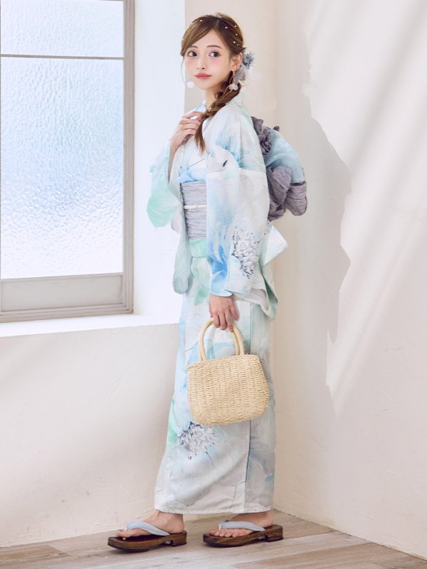 モデル:みあ 身長:147cm 着用サイズ:フリー