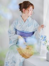 【予約 / 5月中旬発送予定】水彩百合ナチュラルブルー浴衣 OBI-g-500-kj-9-NV / HIMO-900-yn-4-GYxGY / HEKO-800-sb-8-DusBL / YA-1074-kn-BL / GETA-01-kj-2-BL/ [y/YMT]