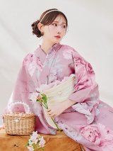 【即日発送】【浴衣】大人スウィート/ピンク地に大柄牡丹浴衣   【浴衣３点セット 浴衣/帯/下駄】 OBI-siwa-200-kj-13-OW / HIMO-903-kj-W / YA-1079-kj-7-W / HEKO-800-sb-4-P / GETA-02-ok-5-P [YMT]