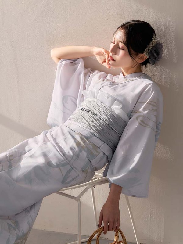 モデル:吉井美優 身長:160cm