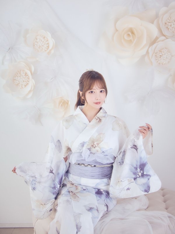 画像2: ソフトモダンシアーフラワー浴衣【浴衣３点セット 浴衣/帯/下駄】OBI-g-500-kj-8-GY / HIMO-900-yn-3-GYxGD / HEKO-800-sb-5-W / GETA-01-kj-3-IV/ [YMT]
