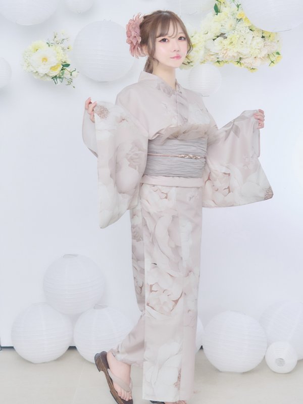 画像2: ベージュフラワー浴衣【浴衣３点セット 浴衣/帯/下駄】OBI-siwa-204-wk-8-BE / HIMO-900-yn-8-P / HEKO-800-sb-11-MOC / GETA-01-kj-7-P [yo/YMT]
