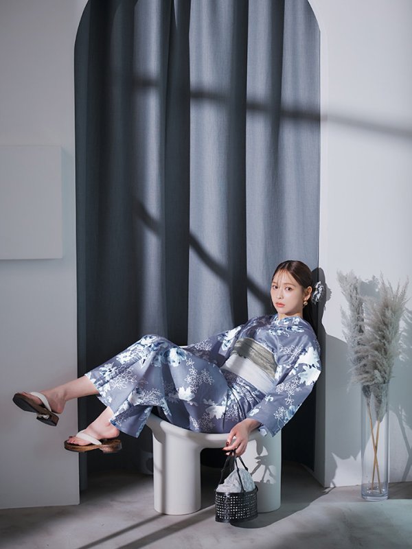 画像10: 【即日発送】グレイ×モードフラワー浴衣【浴衣３点セット 浴衣/帯/下駄】[YMT]