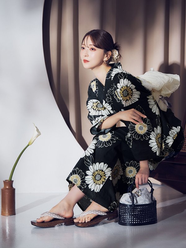 画像10: 【即日発送】【NIGHTS掲載】向日葵柄黒色浴衣【浴衣３点セット 浴衣/帯/下駄】[OF04]